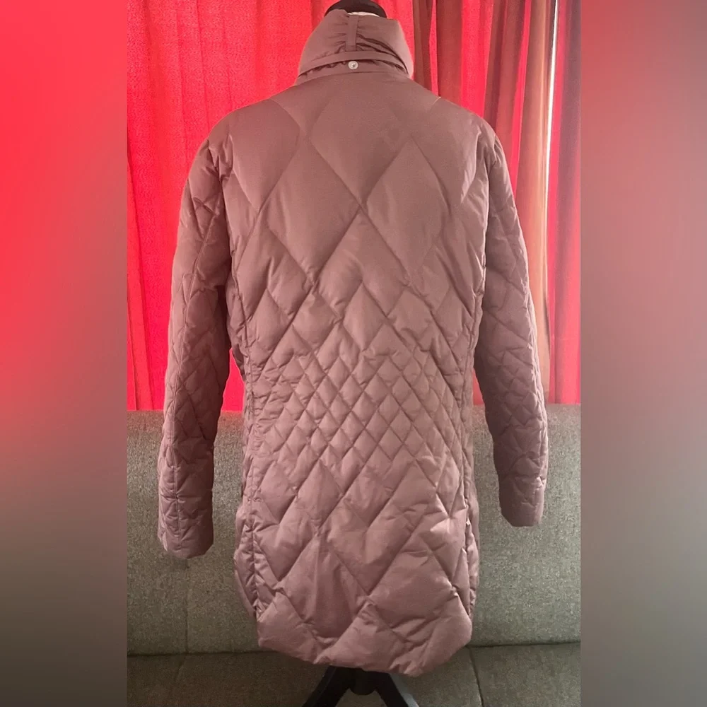 Eddie Bauer premium goose down, size XL, excellent condition.